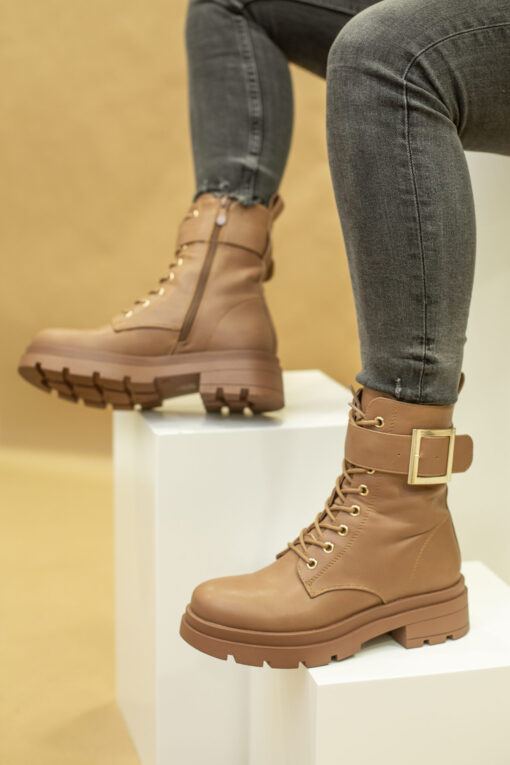 Synthetic leather boots with laces and zipper on the side, colour tan